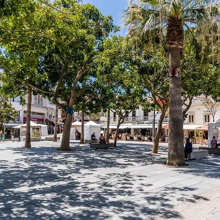 - Old Town Αλμπουφέιρα